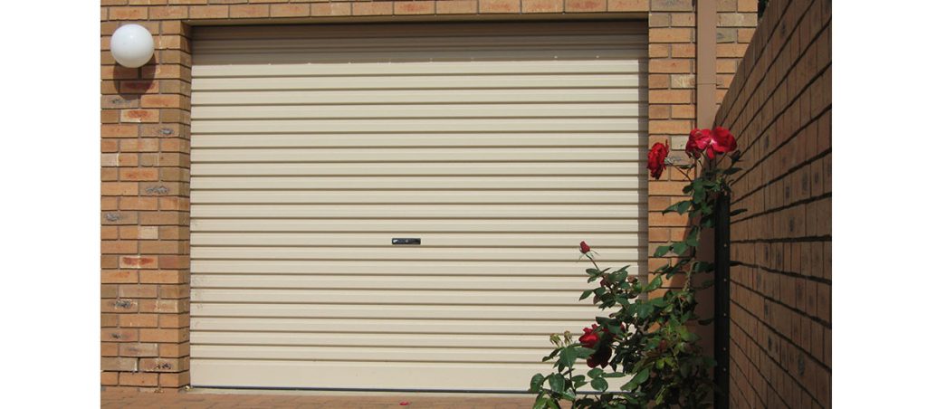Cửa cuốn tấm liền Austdoor Thủ Đức 01