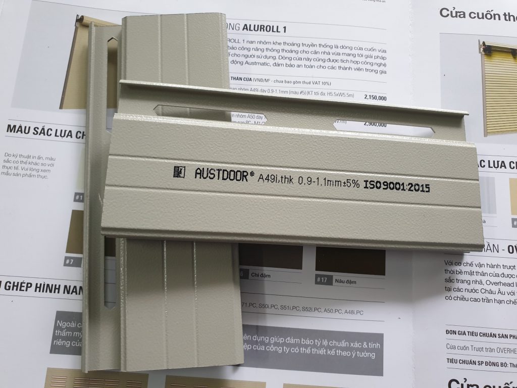 Cửa cuốn Austdoor A49i