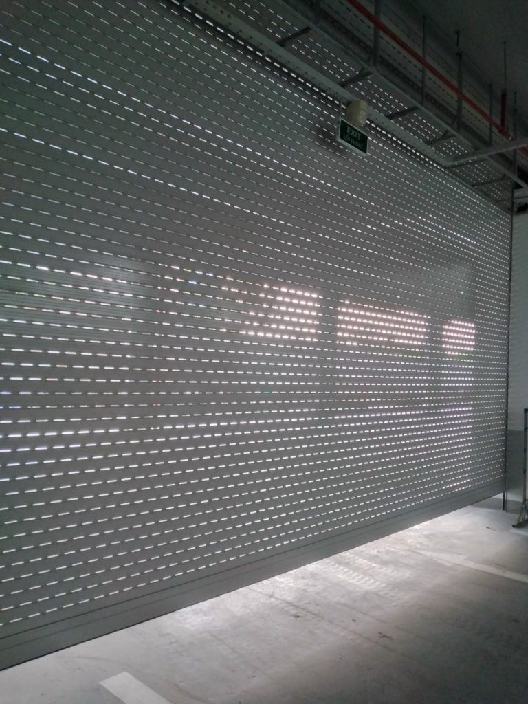 Cửa cuốn giá rẻ Austdoor Quận 1