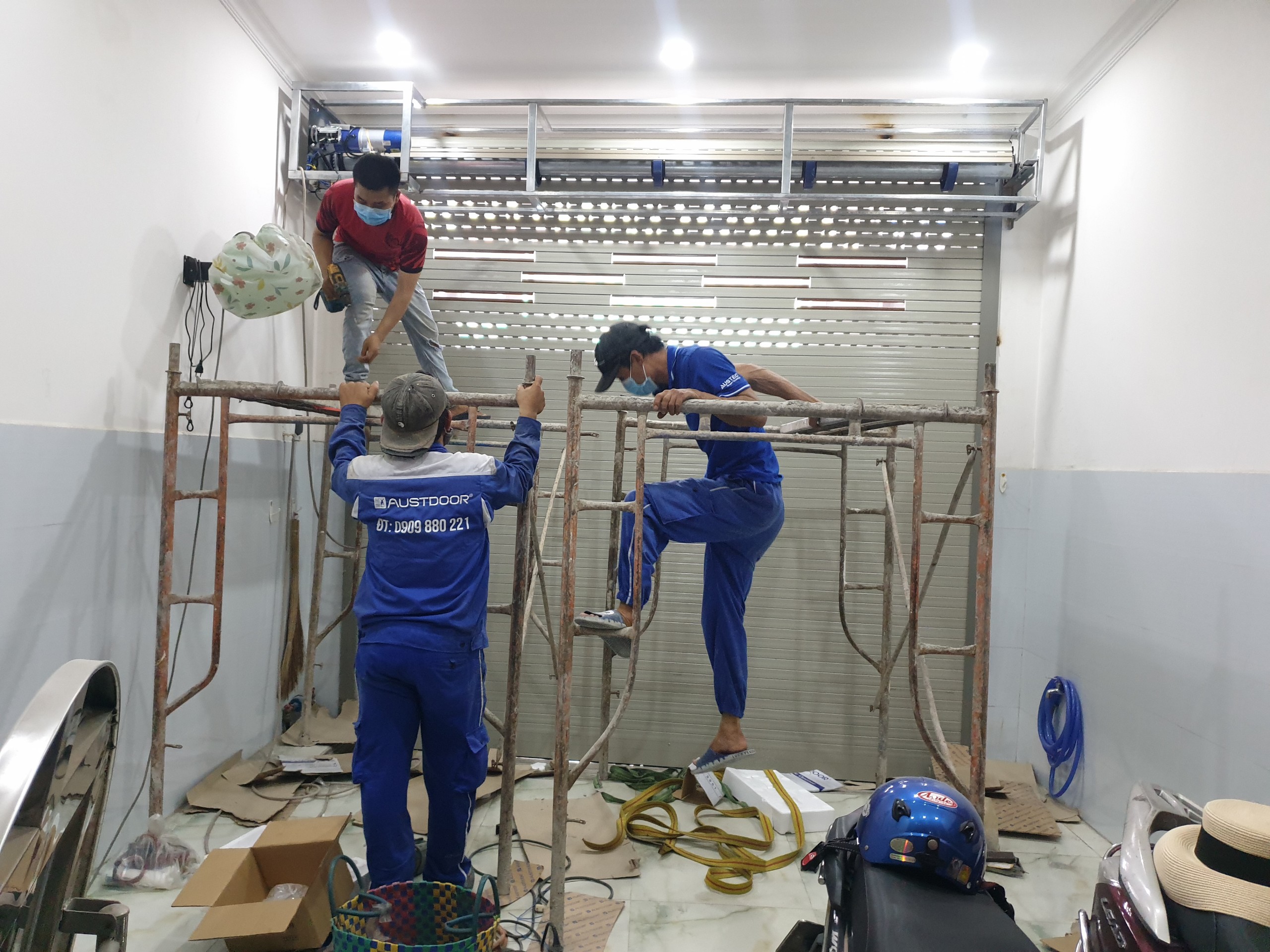 Sửa cửa cuốn Austdoor Quận 10