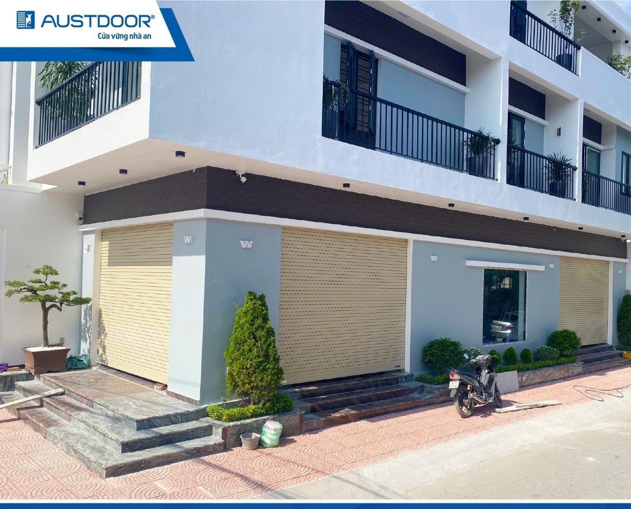 cua-cuốnn-austdoor-long-an
