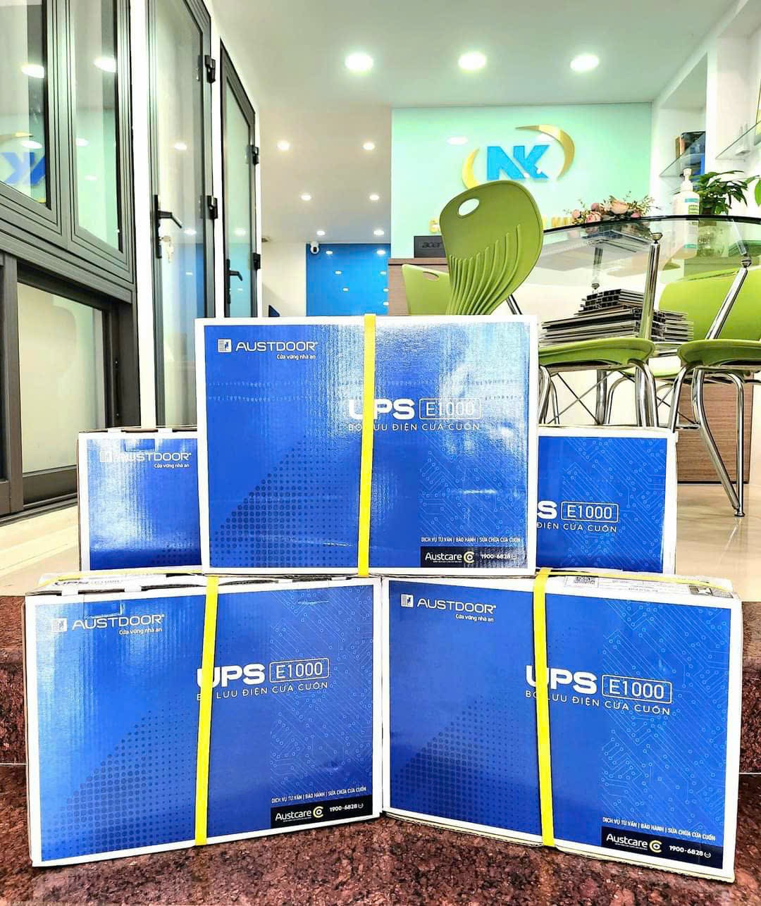 bo-tich-điẹn-ups-p3000-austdoor