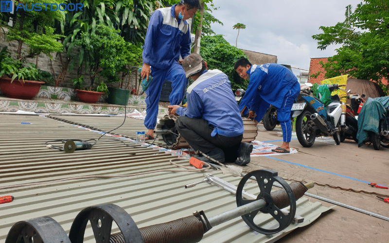 Sữa cửa cuốn Quận 11