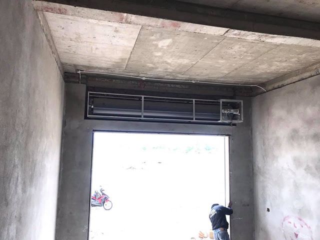 Cách trừ ô chờ cửa cuốn chính xác nhất 01