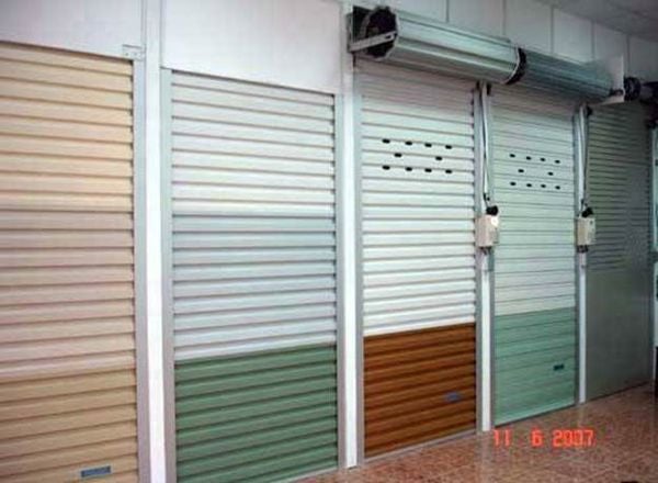 Phụ kiện cửa cuốn Bình lưu điện, Motor, Remote, Điều khiển qua điện thoại Cần Giờ TPHCM Phụ kiện cửa cuốn Bình lưu điện, Motor, Remote, Điều khiển qua điện thoại Cần Giờ TPHCM