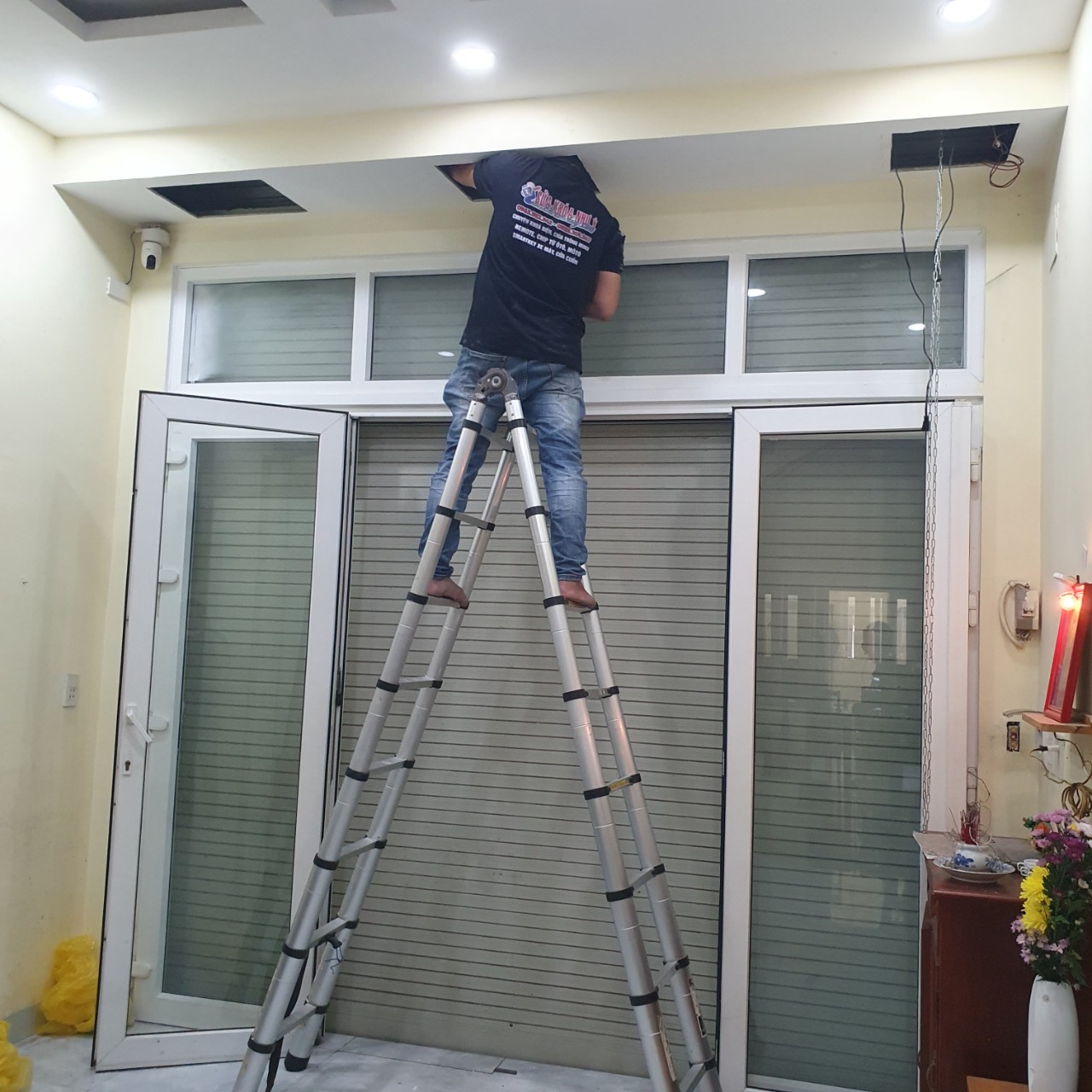 Sửa Cửa Cuốn Austdoor Quận 8 TPHCM Dịch vụ Chuyên Nghiệp Uy Tín
