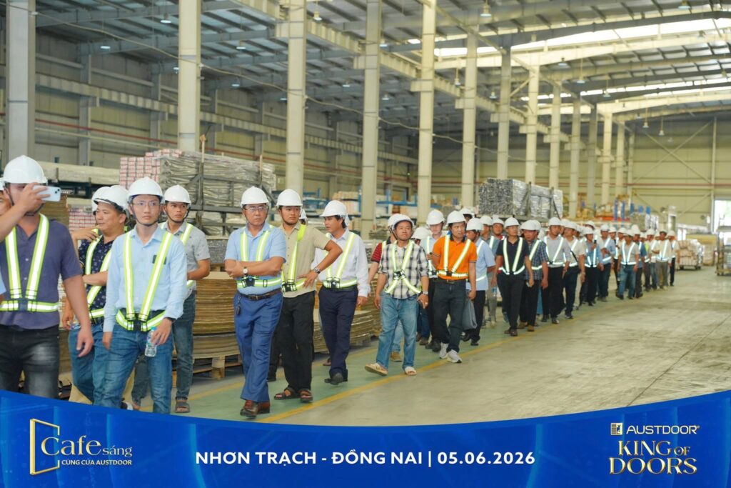 Cà Phê Sáng Cùng Cửa Austdoor