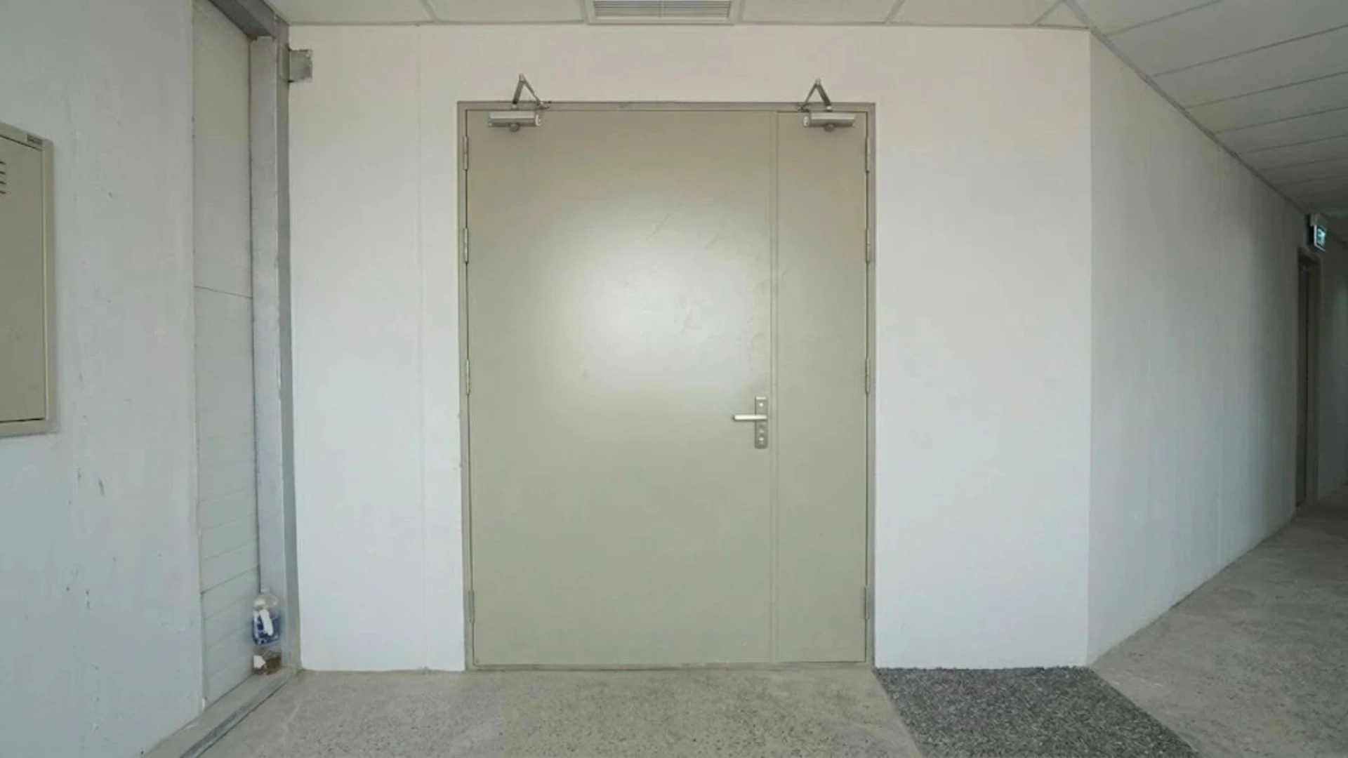 Cửa thép chống cháy khách sạn phòng kỹ thuật