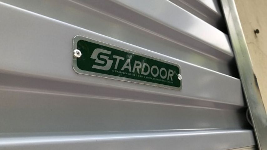 than-cua-cuon-tam-lien-stardoor-ns40-cuon-gon Thân cửa cuốn tấm liền Stardoor NS40 cuốn gọn