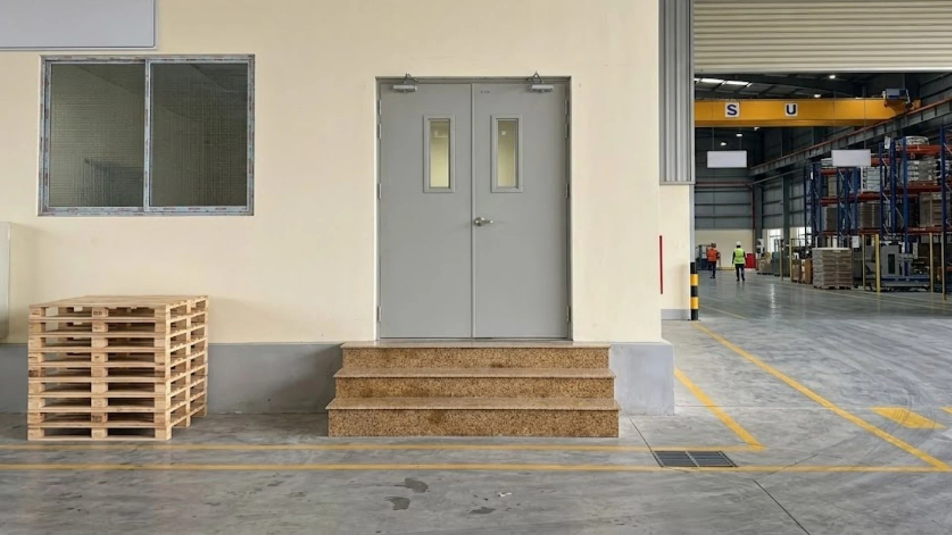 Mẫu cửa thép kỹ thuật sơn tĩnh điện Austdoor tại cong trinh
